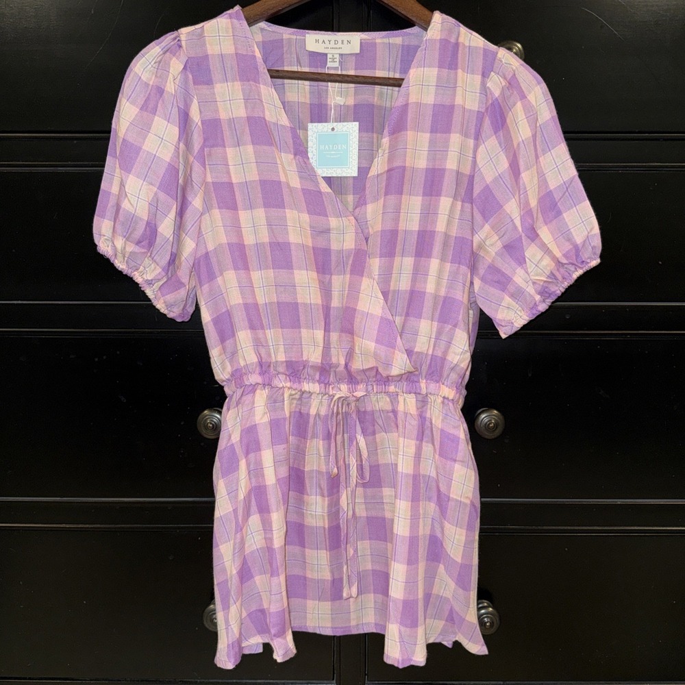 Hayden Los Angeles Purple and White S/S V-Neck Plaid Womens Top Size Small New